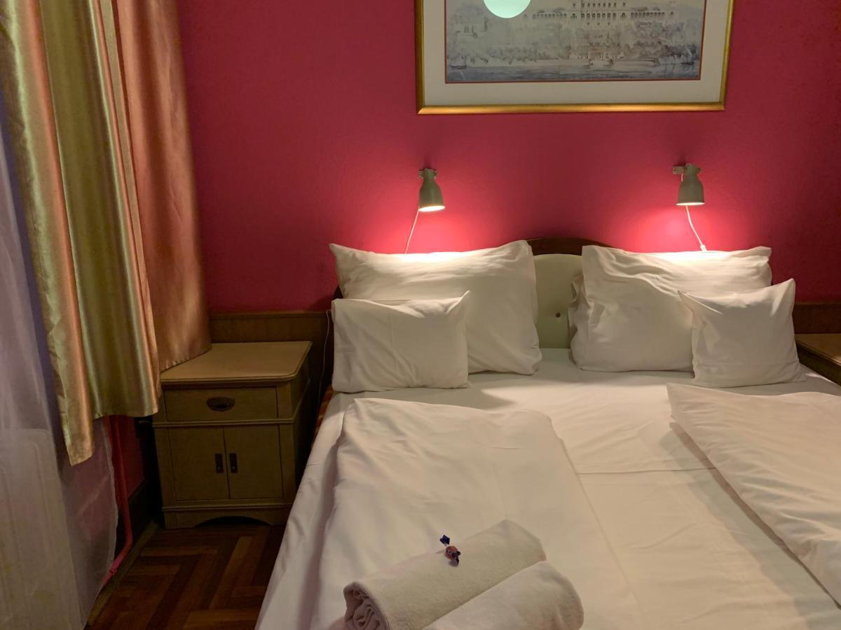 Hotel Omnibusz Budapest Eksteriør bilde