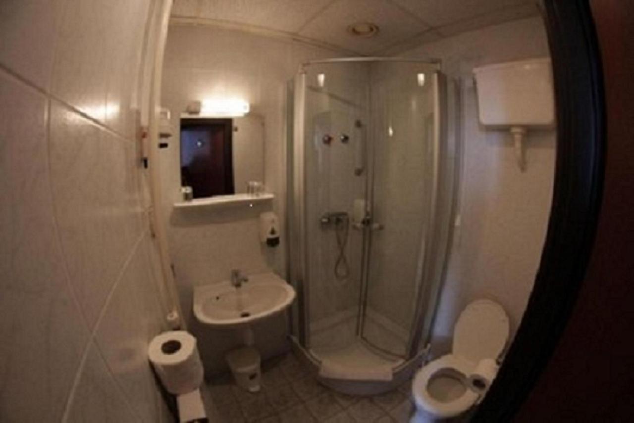 Hotel Omnibusz Budapest Eksteriør bilde