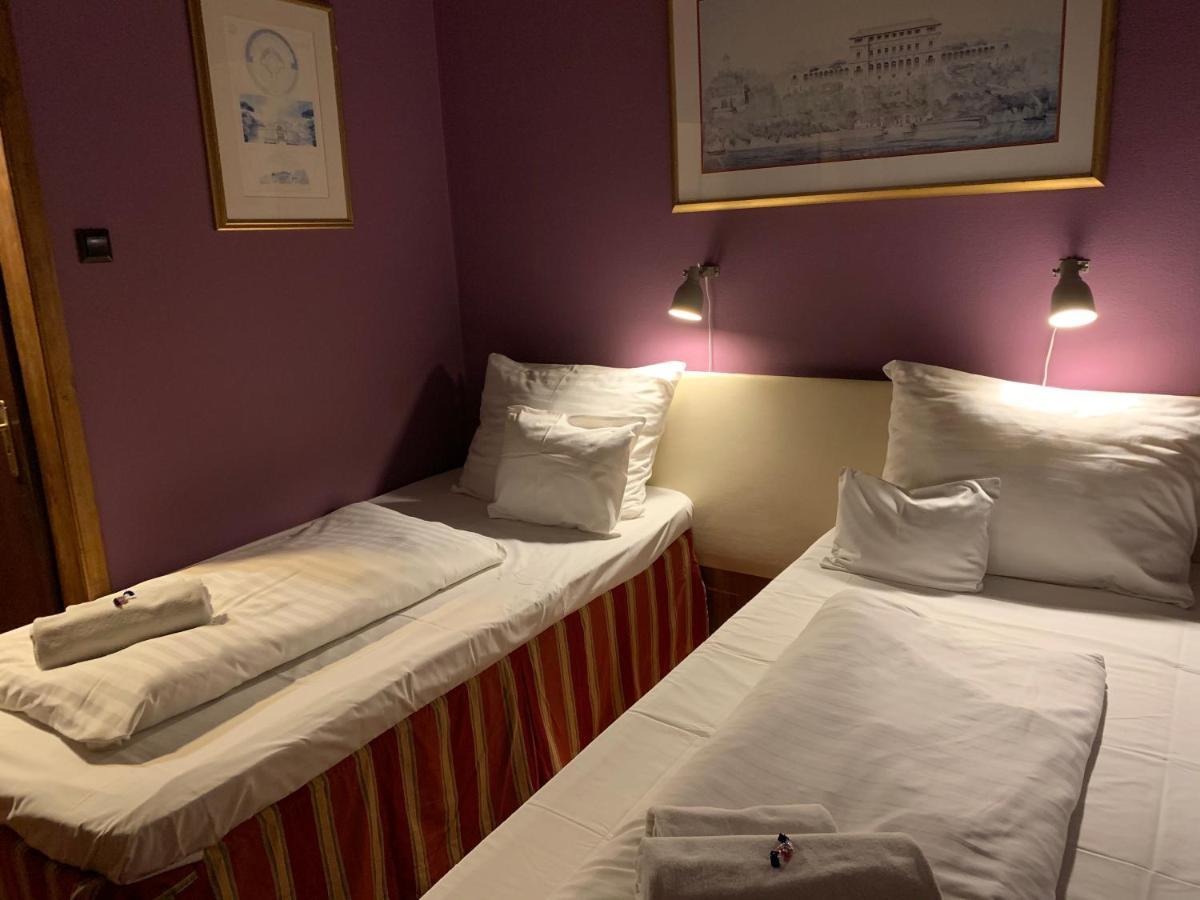 Hotel Omnibusz Budapest Eksteriør bilde